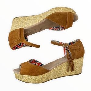 TOMS brown suede platform espadrilles size 9
